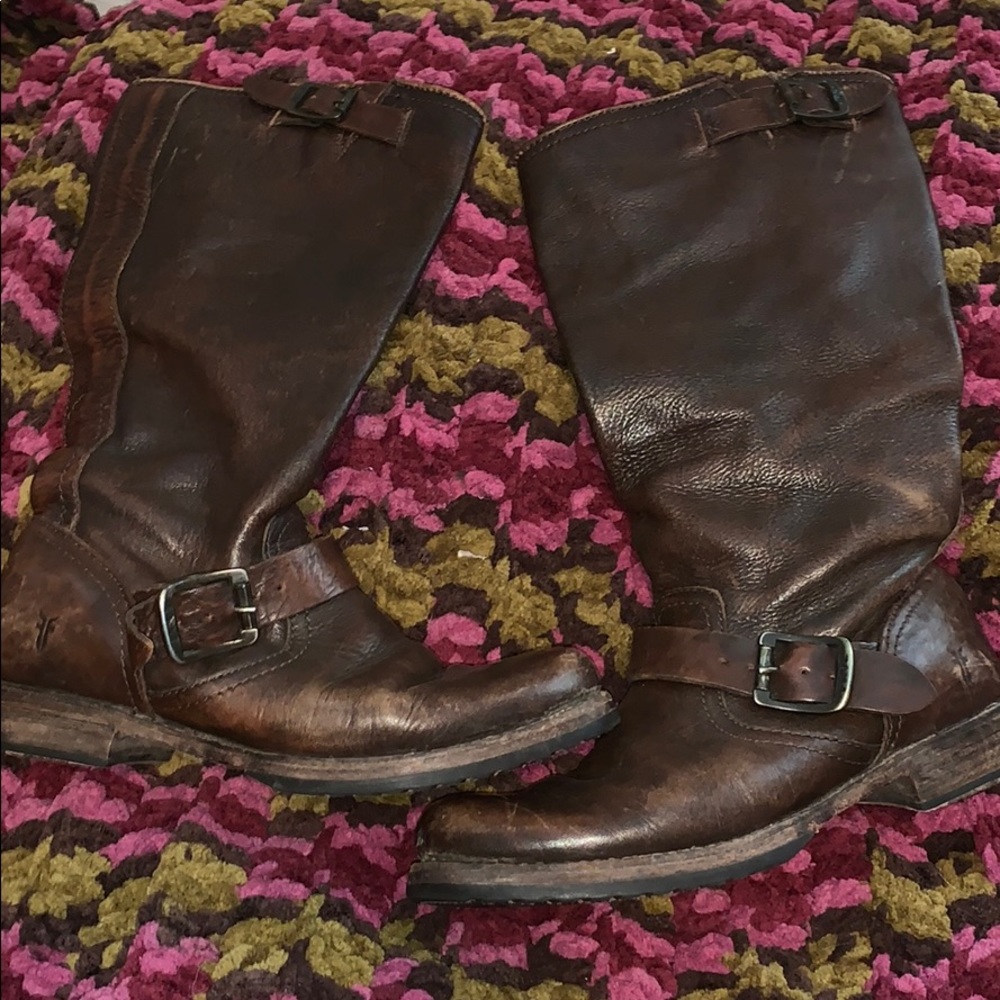 Frye Slouchy buckle boots brown size 8